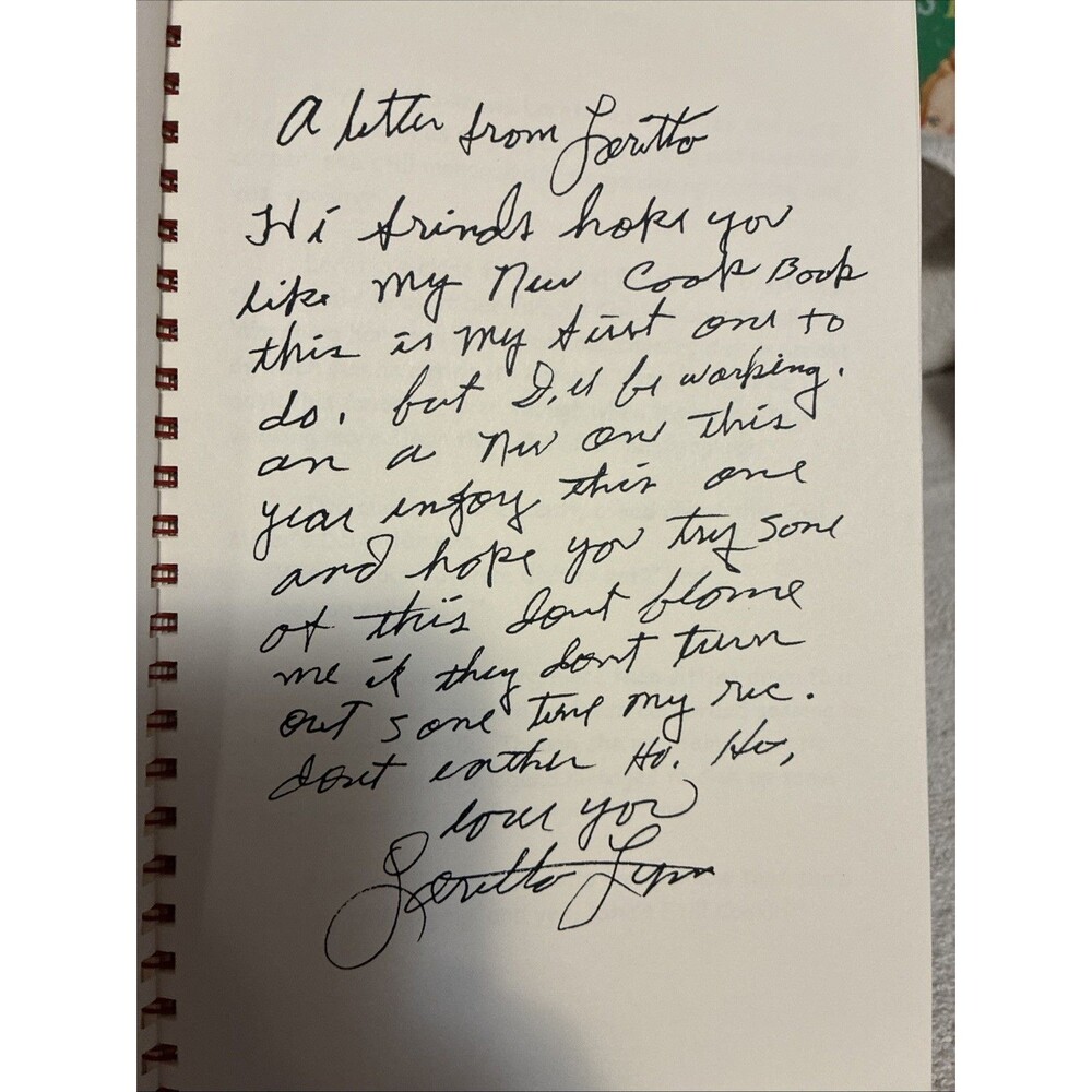 Loretta Lynn Still Cookin' Enough Cookbook Country Music Autographed 2002 - Picture 4 of 10